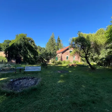 Foersterei Kalkhorst Am Naturschutzgebiet Mit Grossem Garten Appartement Neustrelitz